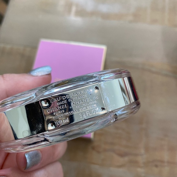 Chanel Chance collectible perfume bottle with box vanity decor - Picture 7 of 9